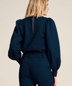 Newvoic.shop5cb58252f6 4